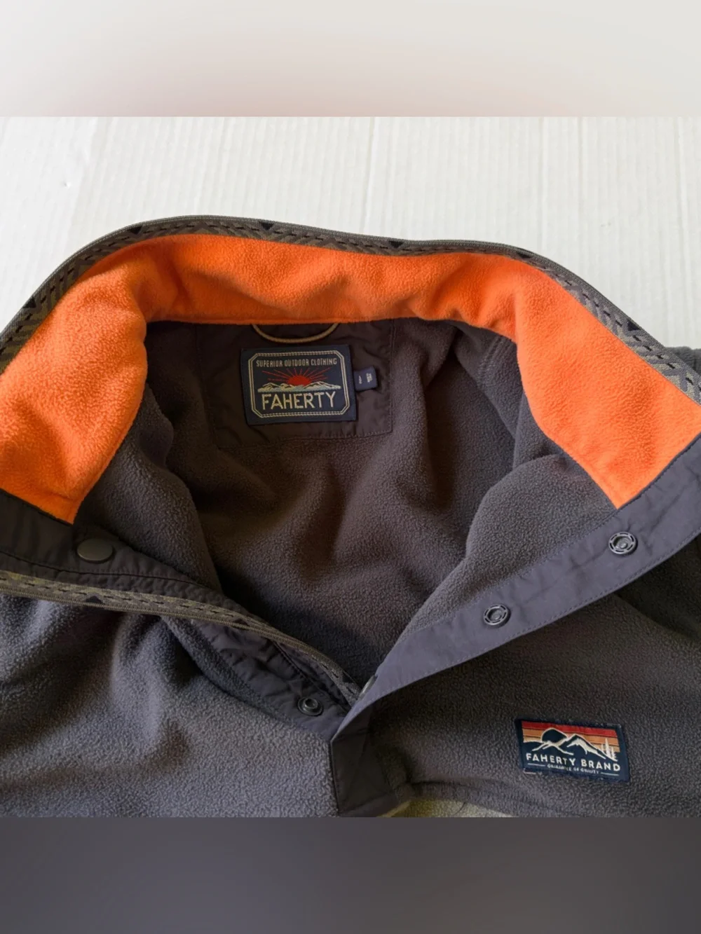 Faherty lightweight fleece